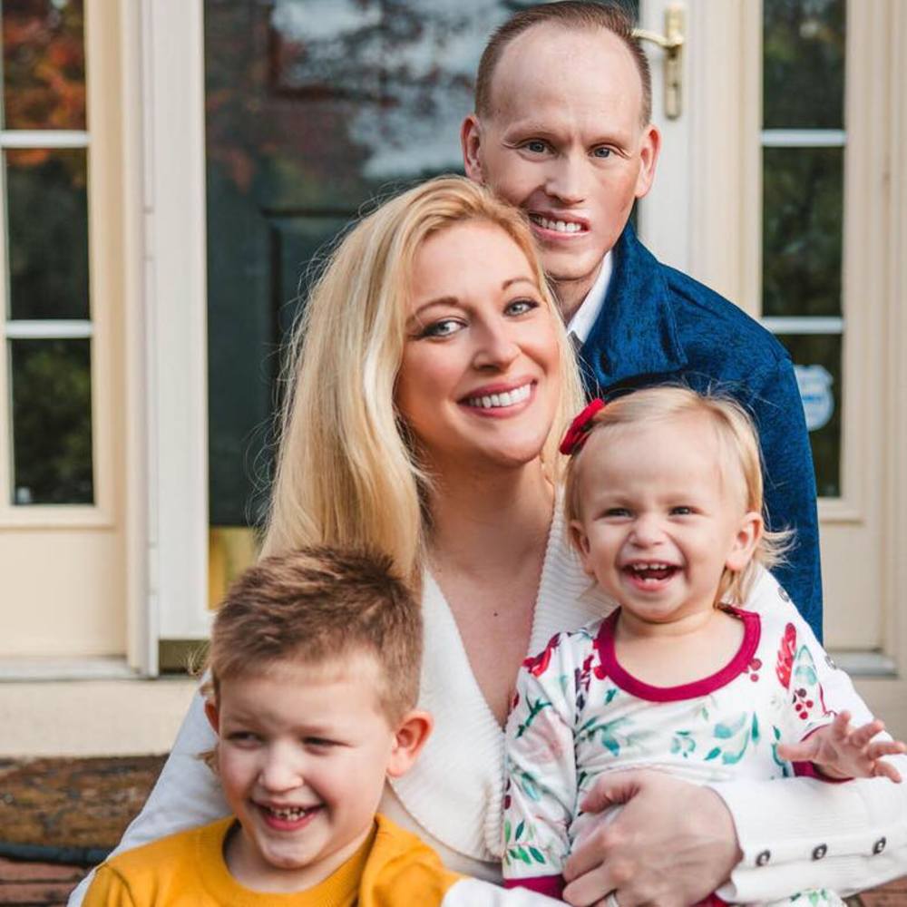 Meet your Posher, Gina